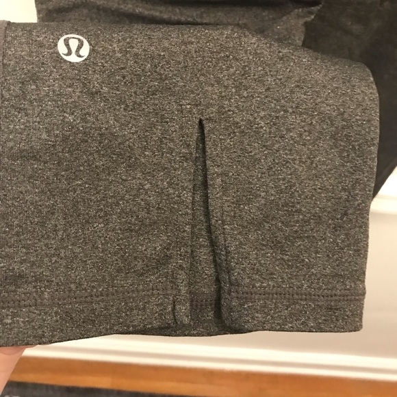 Lululemon Gather and Crow Crop 8 gray slate heathered leggings crops - Picture 5 of 9